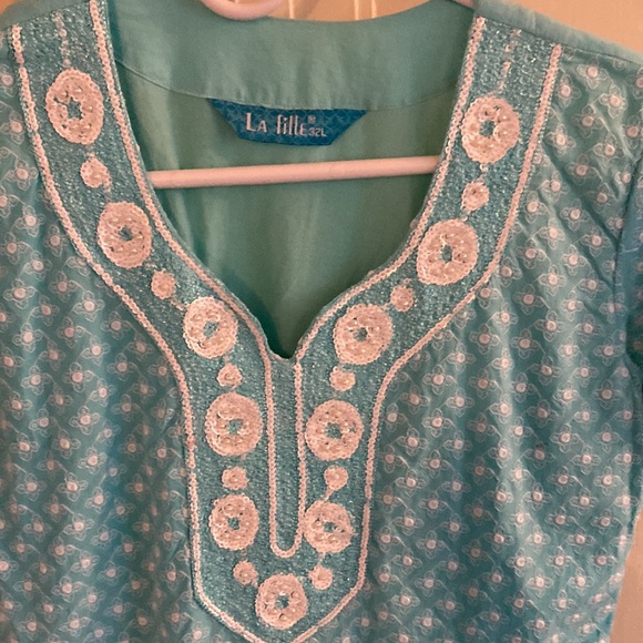 Sequin embroidered tunic from India - Picture 2 of 2